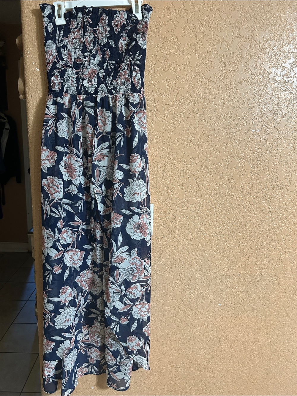 VENUS Navy & Blush Floral Strapless Smocked Jumpsuit